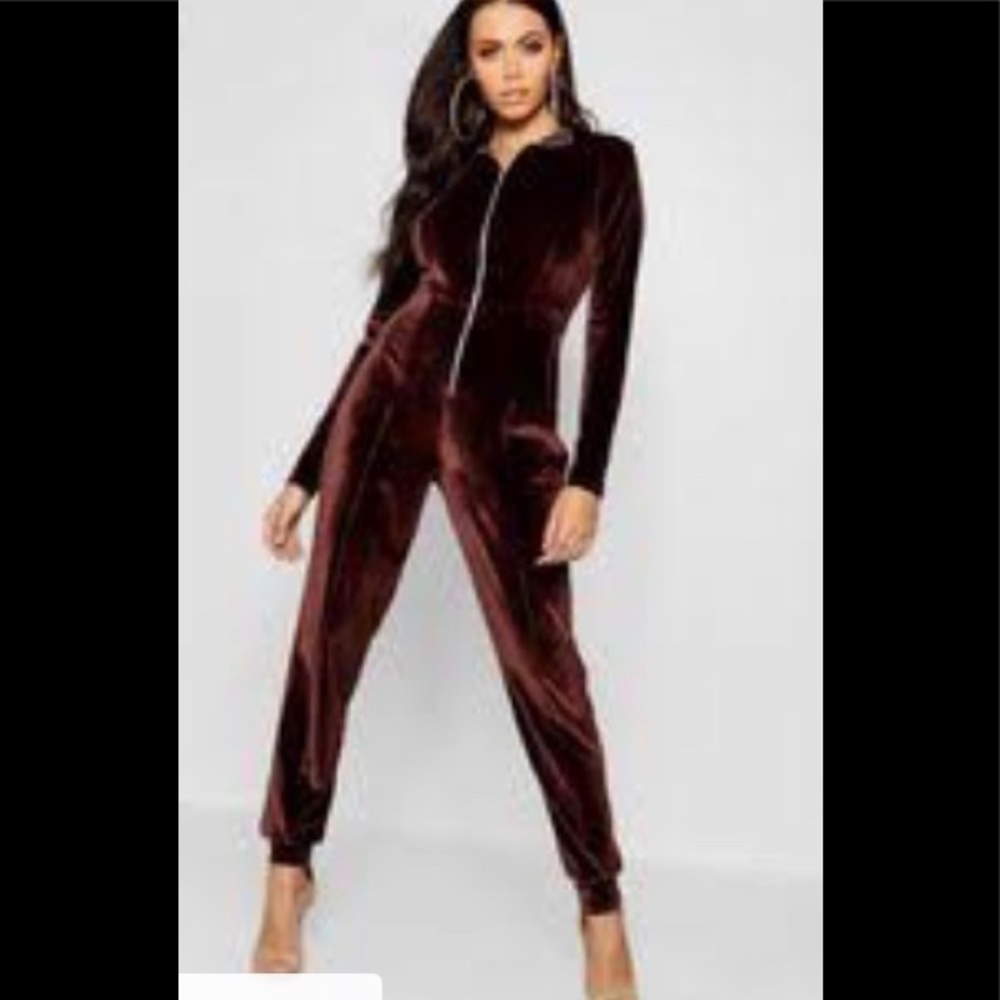 Boohoo Brown Velvet ZIP Up Jumpsuit